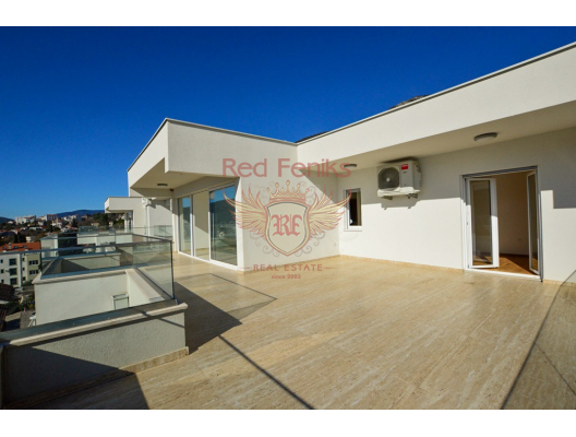 Atemberaubende Dachgeschosswohnung in Baošići, Herceg Novi, Wohnung mit Meerblick zum Verkauf in Montenegro, Wohnung in Baosici kaufen, Haus in Herceg Novi kaufen