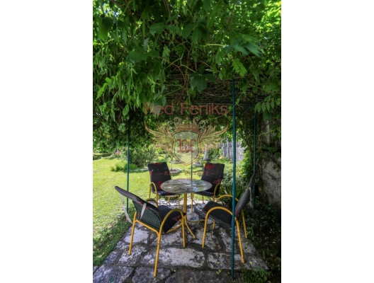 Three-storey house with a wonderful garden in Biela, Montenegro real estate, property in Montenegro, Herceg Novi house sale