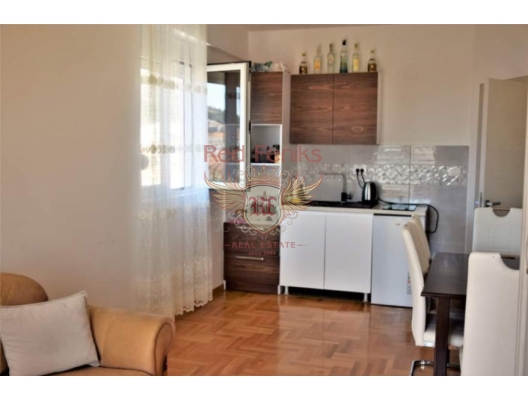 One Bedroom Apartment in Budva, apartments for rent in Becici buy, apartments for sale in Montenegro, flats in Montenegro sale