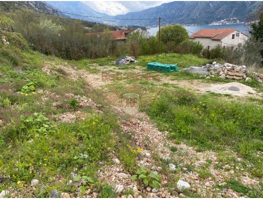 Urbanized land in Dobrota, Kotor, building land in Kotor-Bay, land for sale in Dobrota Montenegro