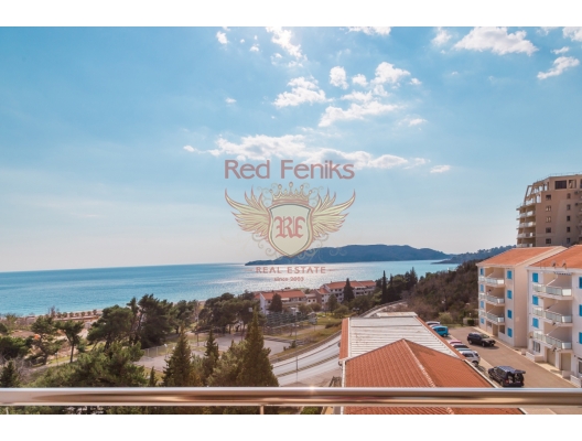 For sale two bedrooms and three bedrooms apartments in hotel residence in Becici.