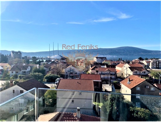 Panoramic penthouse for sale in a newly built building with an area of ​​219 m2 (89 m2 internal area plus its own huge roof terrace of 120 m2).