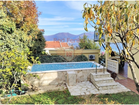 House for sale on the Lustica peninsula, in Krasici.