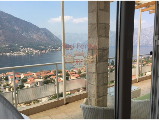 Excellent apartment for sale in Dobrota.