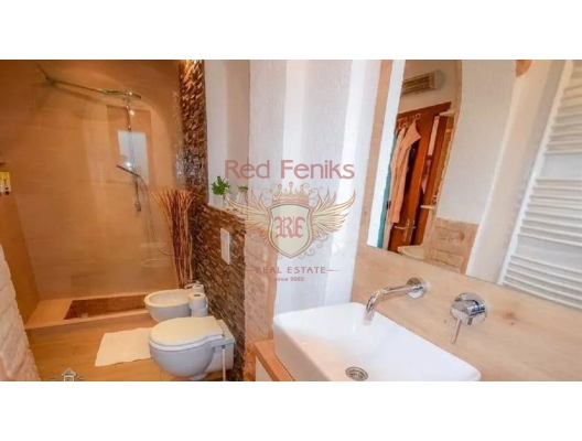 Luxury Apartment with Garden and Terrace near the Sea in Herceg Novi., apartment for sale in Herceg Novi, sale apartment in Baosici, buy home in Montenegro