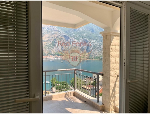 Twobedroom apartment with a panoramic sea view in Boka Bay, apartments for rent in Dobrota buy, apartments for sale in Montenegro, flats in Montenegro sale