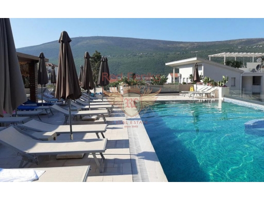Apartment with a separate bedroom in a complex with a swimming pool in Djenovici, apartment for sale in Herceg Novi, sale apartment in Baosici, buy home in Montenegro