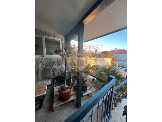 Cozy apartment with private patio Baosici, apartments in Montenegro, apartments with high rental potential in Montenegro buy, apartments in Montenegro buy