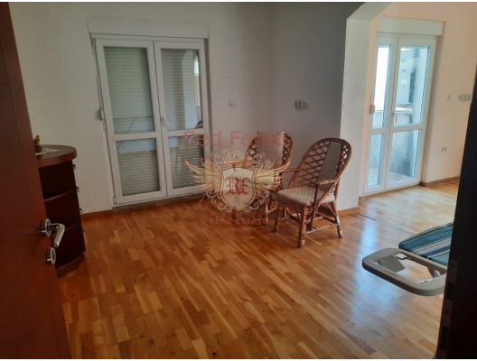 Spacious house with sea views in Stoliv, Montenegro real estate, property in Montenegro, Kotor-Bay house sale