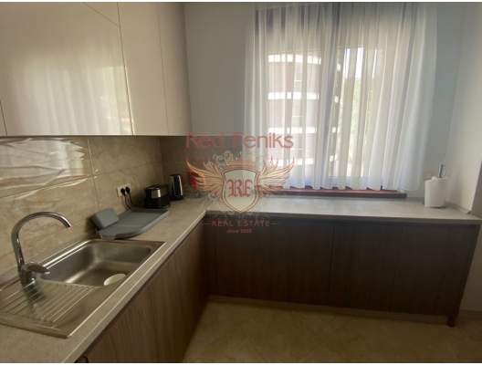 One Bedroom Apartment with Mountain View in Becici, hotel residence for sale in Region Budva, hotel room for sale in europe, hotel room in Europe