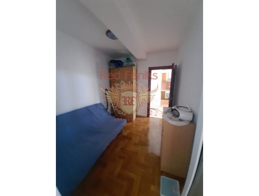 Apartment mit zwei Schlafzimmern und Meerblick in Tivat, Wohnungen in Montenegro, Wohnungen mit hohem Mietpotential in Montenegro kaufen