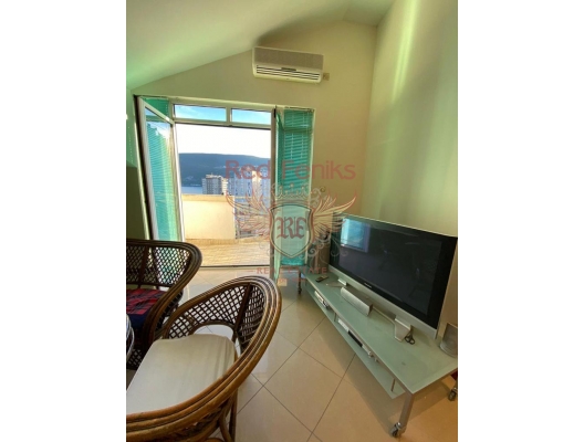 Beautiful apartment in Centr Igalo, apartment for sale in Herceg Novi, sale apartment in Baosici, buy home in Montenegro
