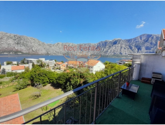 Apartment with two bedrooms in Stoliv, apartment for sale in Kotor-Bay, sale apartment in Dobrota, buy home in Montenegro