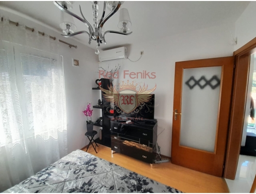 Apartment with two bedrooms in Stoliv, sea view apartment for sale in Montenegro, buy apartment in Dobrota, house in Kotor-Bay buy