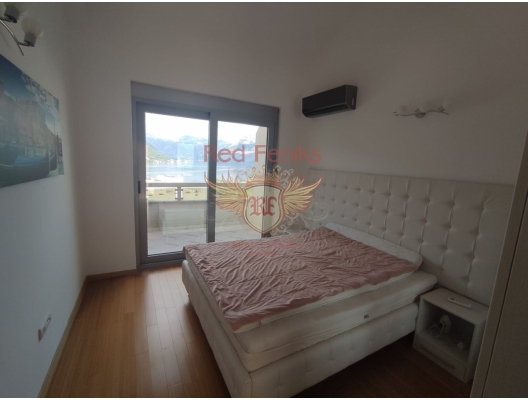 Apartment with sea view and pool in Dobrota, Montenegro real estate, property in Montenegro, flats in Kotor-Bay, apartments in Kotor-Bay