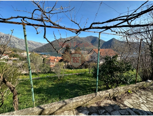 Gemütliches einstöckiges Haus in ruhiger Lage, Kamenari, Herceg Novi Hausverkauf, Baosici Haus kaufen, Haus in Montenegro kaufen
