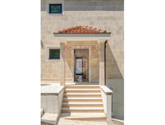 Schöne Villa mit Panoramablick auf das Meer nach Sv.Stefan, Region Budva Hausverkauf, Becici Haus kaufen, Haus in Montenegro kaufen