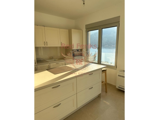 Luxury apartment with two bedrooms in a panoramic view of the Bay of Kotor, Dobrota, Montenegro real estate, property in Montenegro, flats in Kotor-Bay, apartments in Kotor-Bay