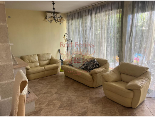 For sale House in Krasici
Area of the house 80 m2
House consist 2 bedroom, bathroom and living room.