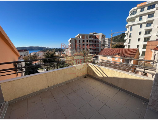 One bedroom apartment with sea view and pool, apartments for rent in Becici buy, apartments for sale in Montenegro, flats in Montenegro sale