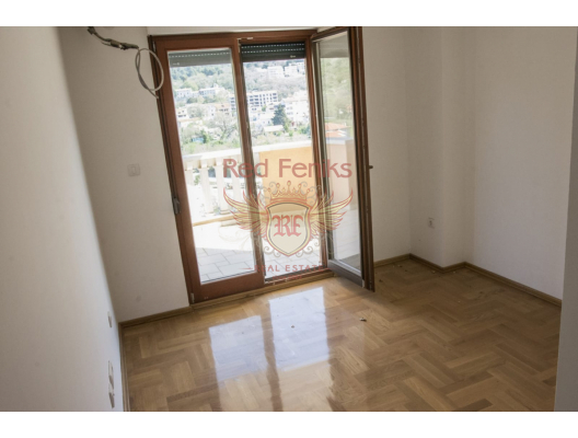 Dreizimmerwohnung in Budva, Verkauf Wohnung in Becici, Haus in Montenegro kaufen