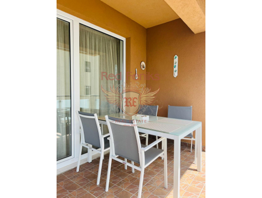 Three Bedroom Apartment in Becici with a Sea View, hotel in Montenegro for sale, hotel concept apartment for sale in Becici