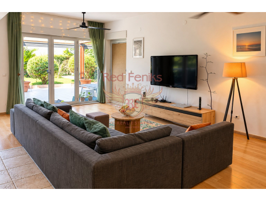 Luxury Two-Bedroom Apartment with Panoramic Bay Views – Buena Vista, Dobrota, Kotor, Montenegro real estate, property in Montenegro, flats in Kotor-Bay, apartments in Kotor-Bay