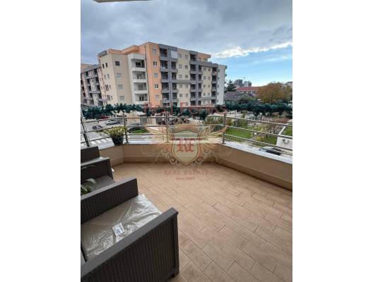 For sale studio apartment in the center of Budva.